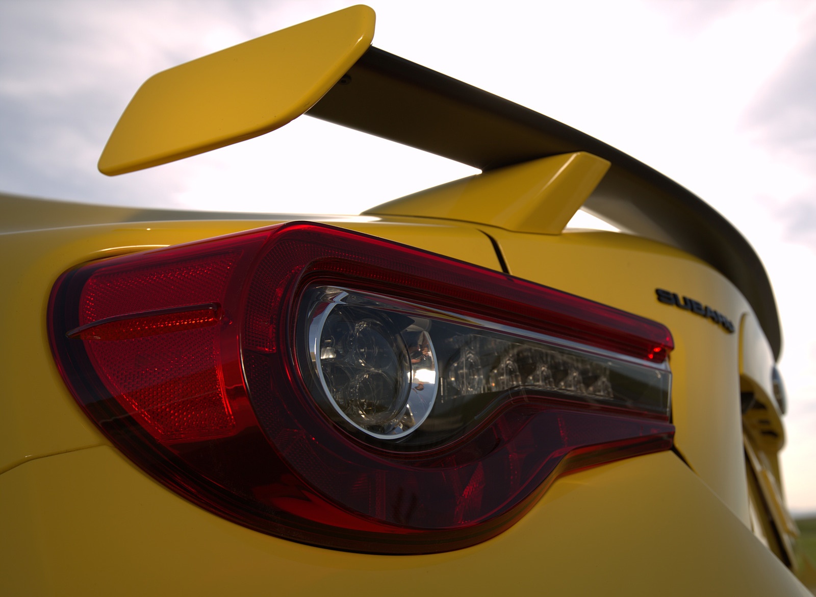 2017 Subaru Brz Series - Coupé - HD Wallpaper 