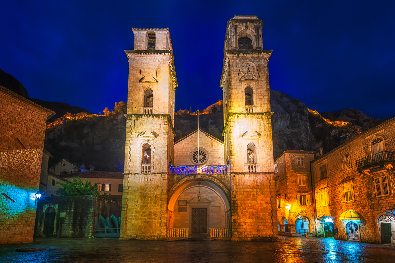 St Tryphon Cathedral Kotor - HD Wallpaper 