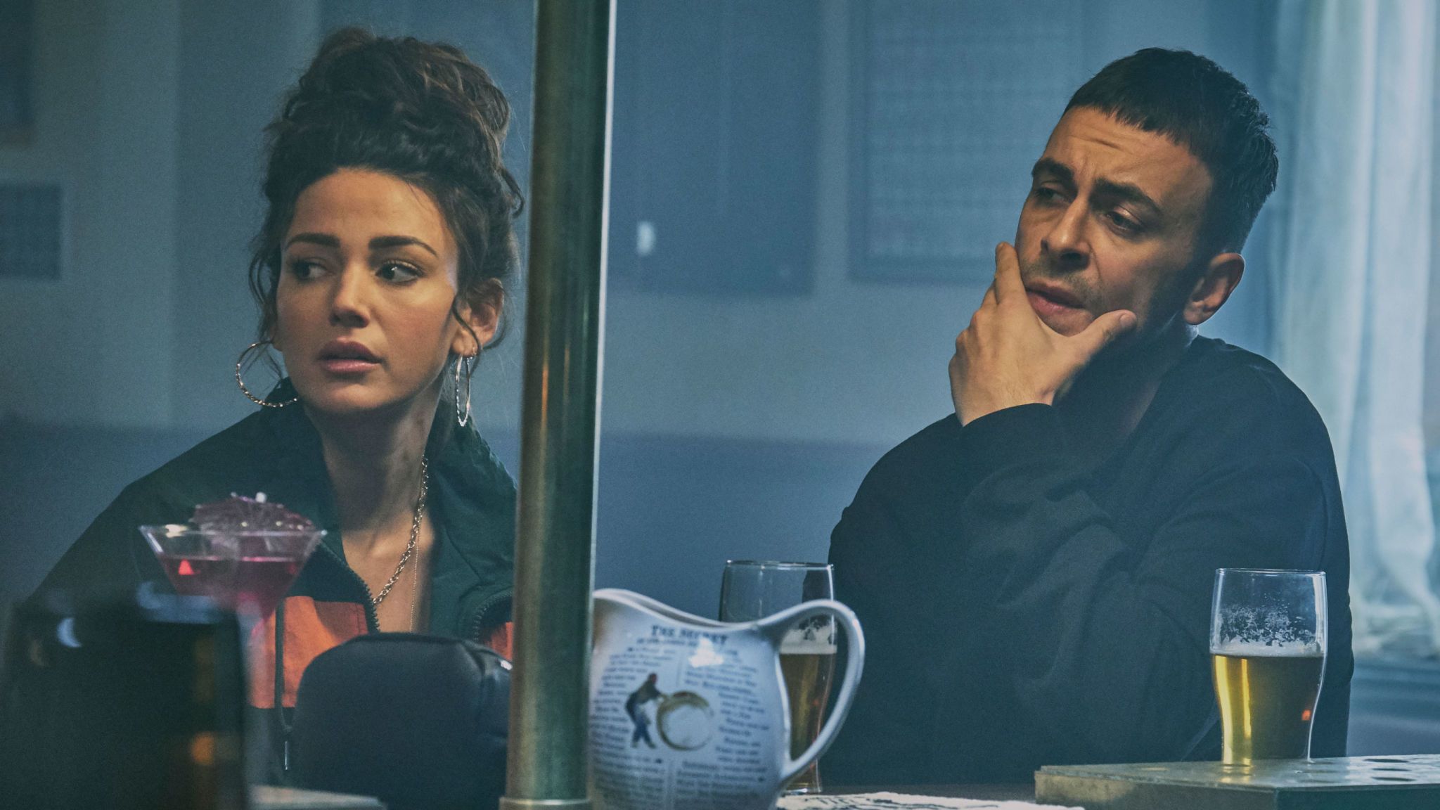 Michelle Keegan And Joe Gilgun Star In New Sky One - Joe Gilgun Michelle Keegan - HD Wallpaper 