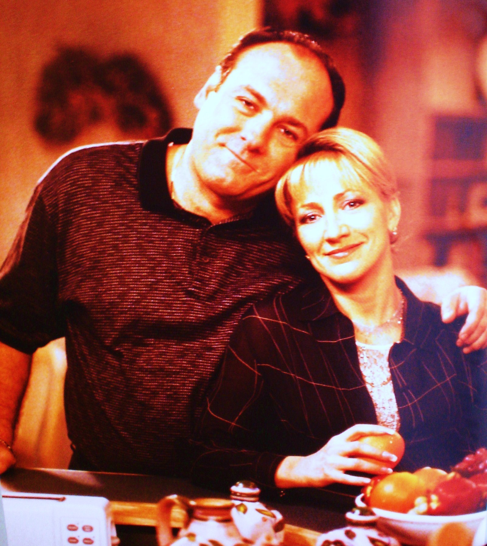 Tony Soprano Quotes On Family - Edie Falco Sopranos - HD Wallpaper 