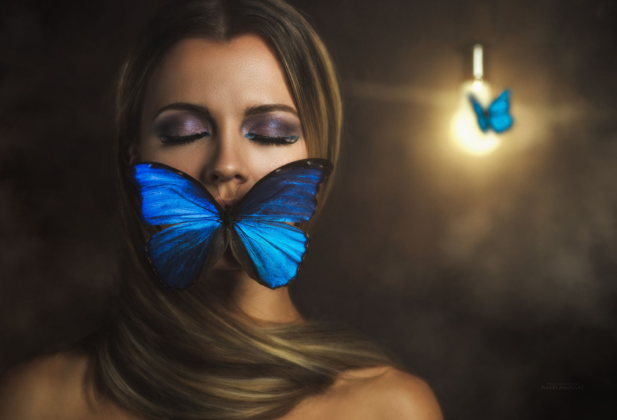 Woman With A Blue Butterfly - HD Wallpaper 