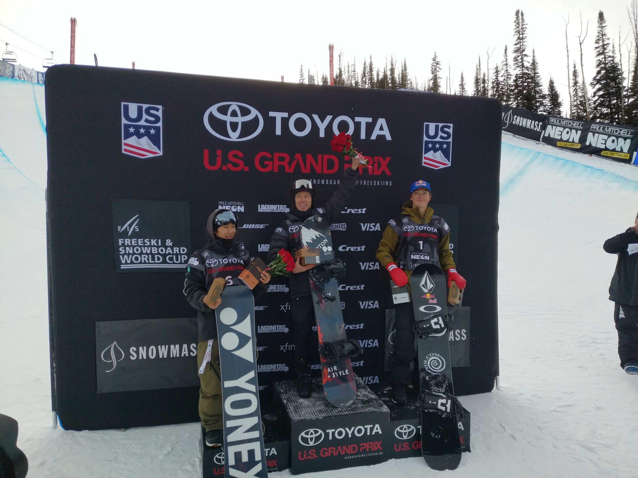 Shaun White On The Podium After His Perfect 100 At - Sonoma Raceway - HD Wallpaper 