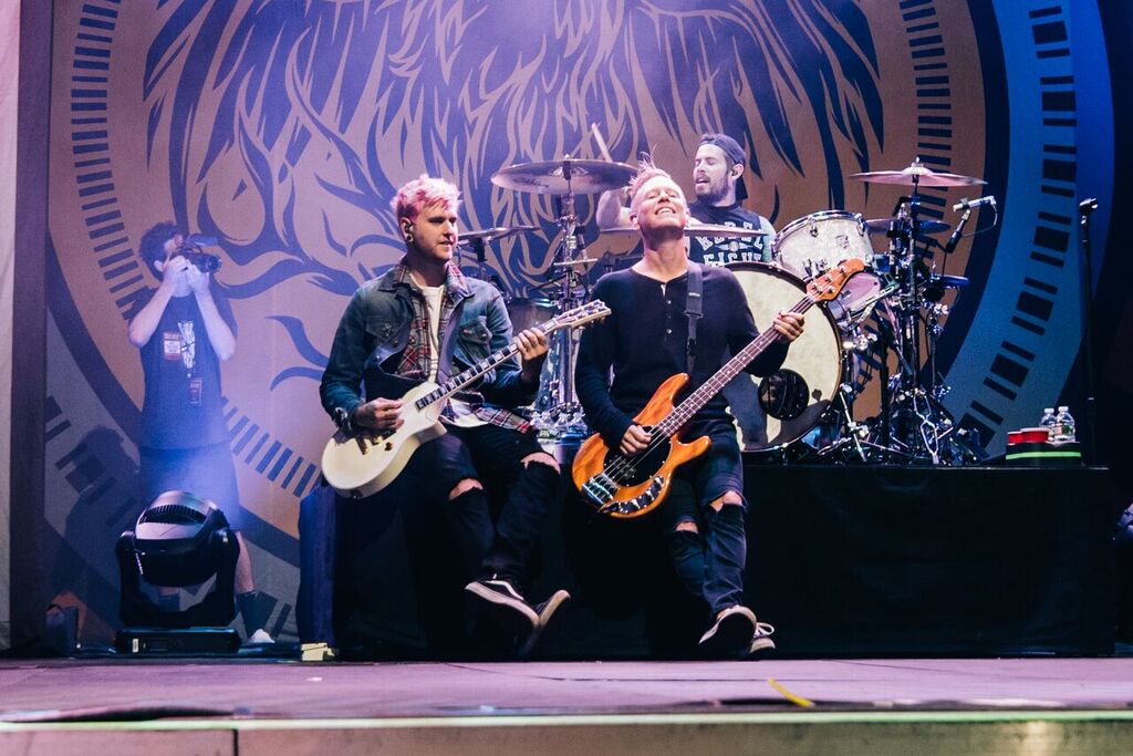 Day To Remember Concert - HD Wallpaper 