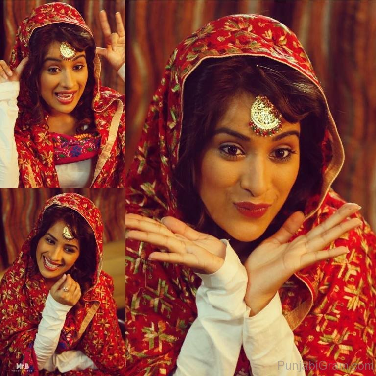 Stunning Sara Gurpal - HD Wallpaper 