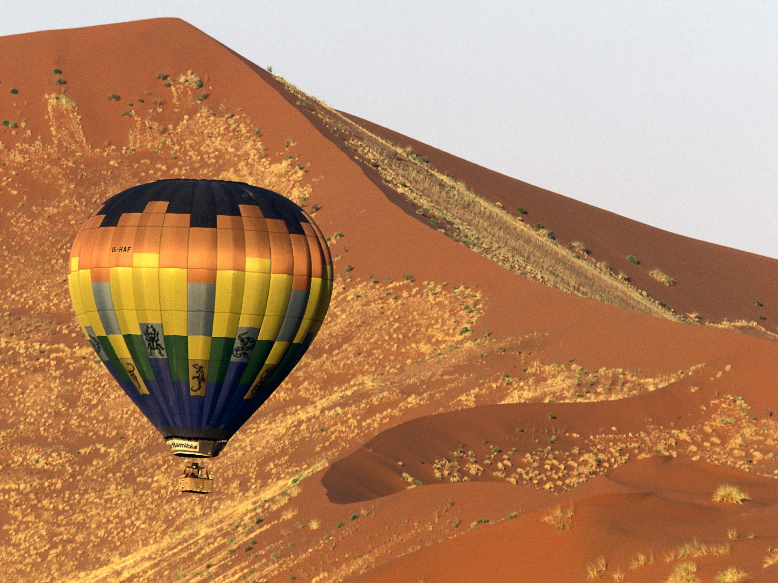 Ballooning Over The Namib Desert Namibia Africa - Desert In Africa - HD Wallpaper 