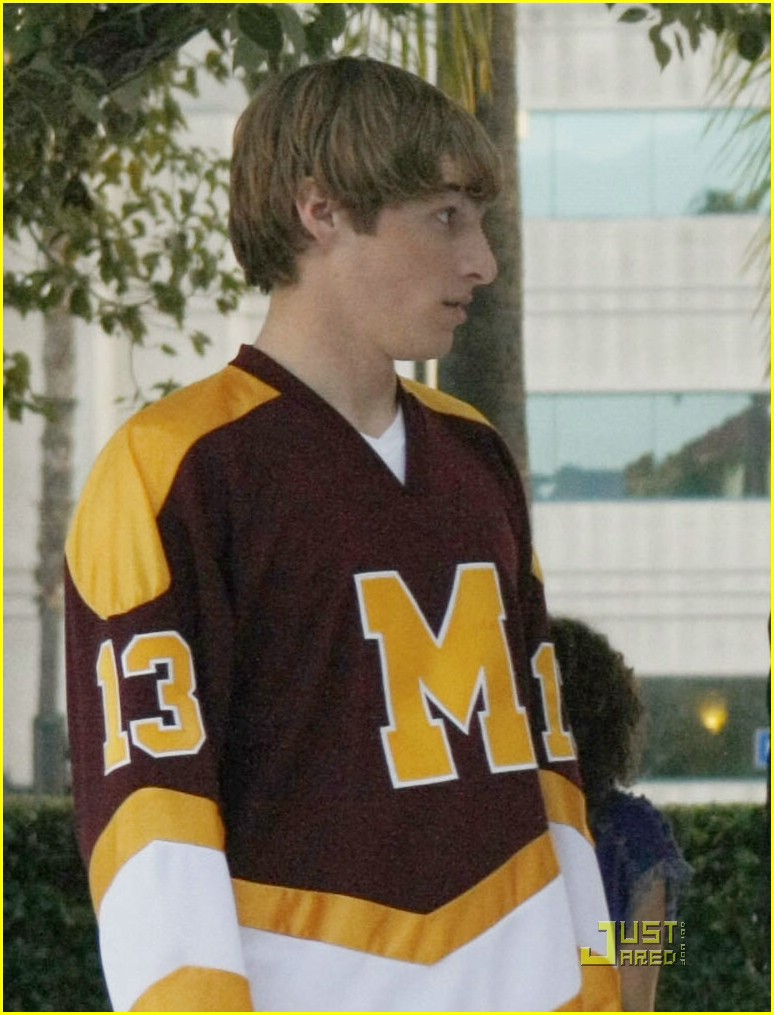 Btr Big Time Fever - Big Time Rush Kendall Hockey Jersey - HD Wallpaper 