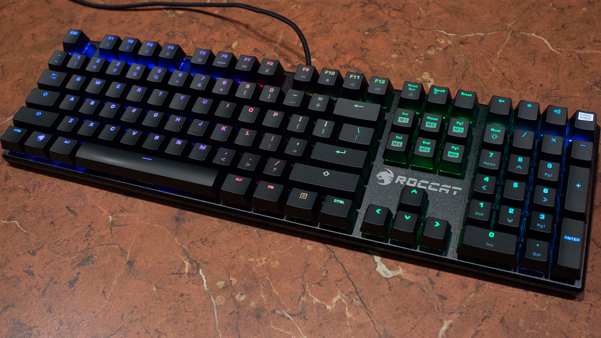 Roccat Suora Us Layout - HD Wallpaper 