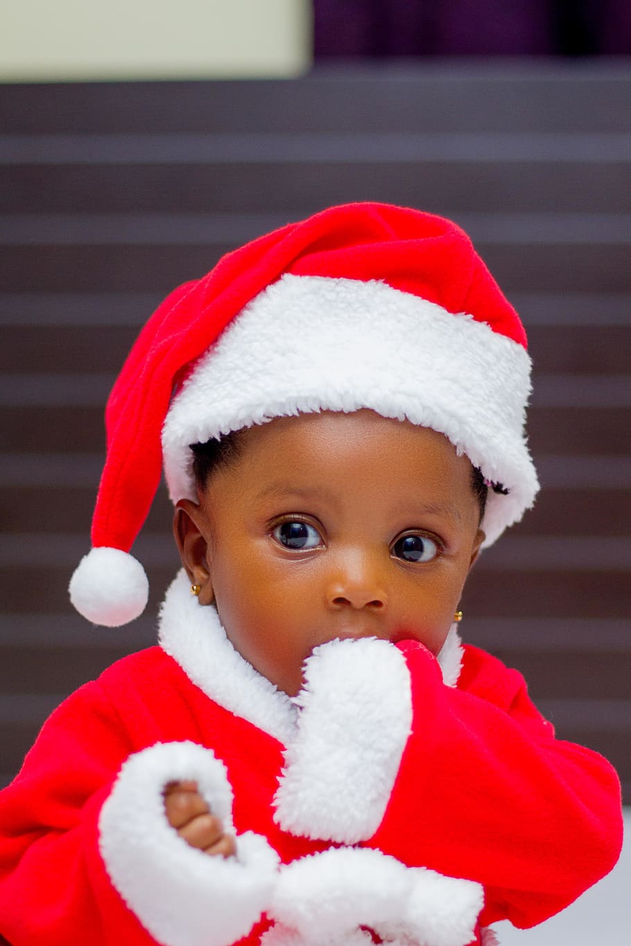 Toddler Wearing Santa Claus Costume, Baby, Child, Cute, - Cute Santa Claus - HD Wallpaper 
