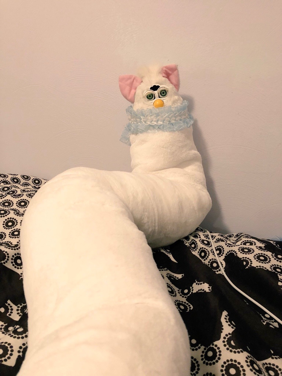 Furby Wallpaper - HD Wallpaper 