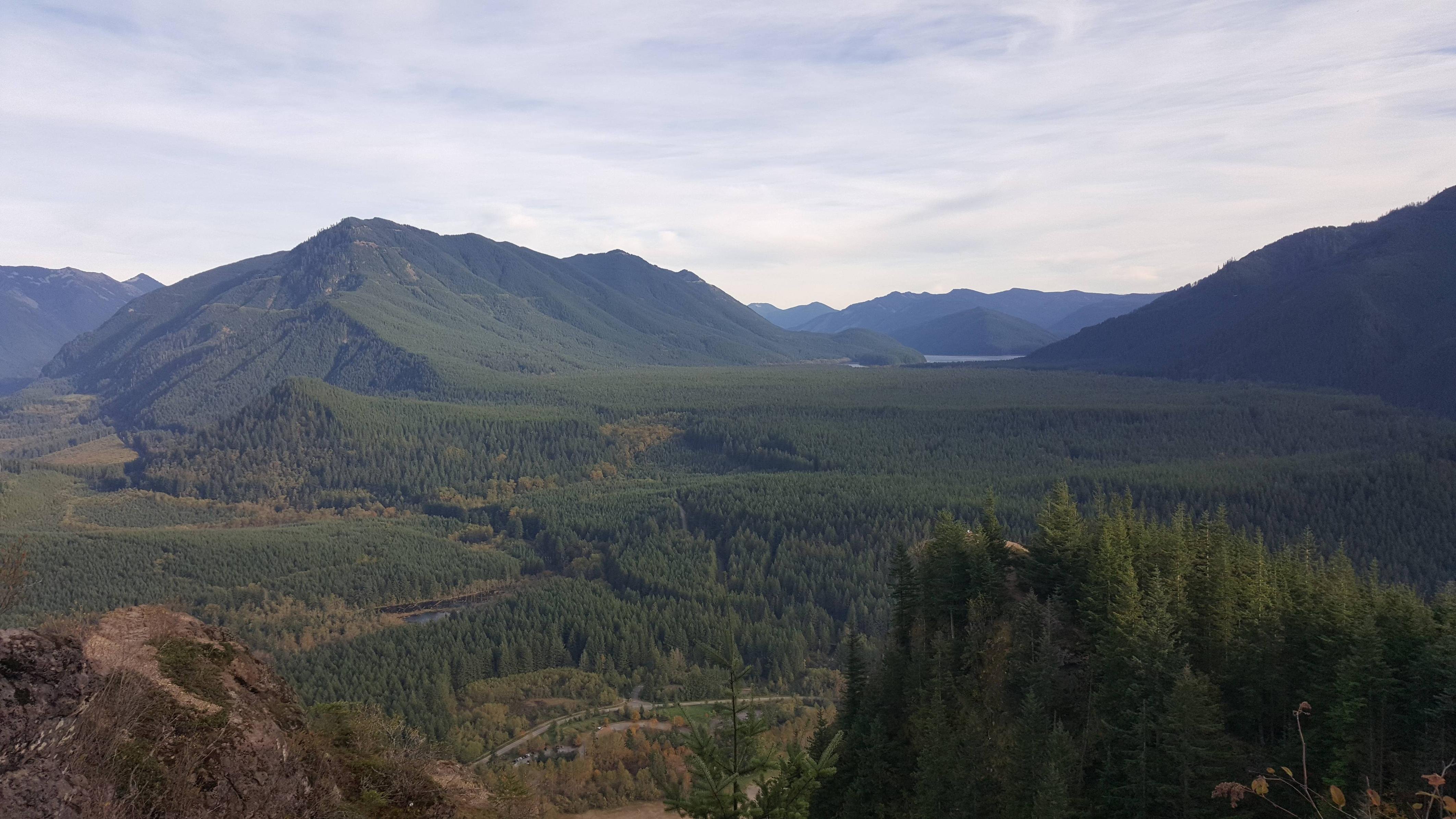 Rattlesnake Ridge North Bend Wa Wallpaper - Mount Scenery - HD Wallpaper 