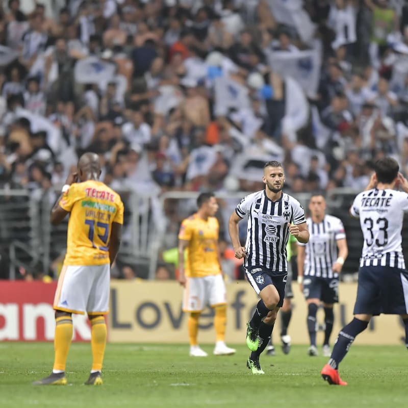 Nicolas Sanchez Of Monterrey Celebrates After Scoring - Soccer-specific Stadium - HD Wallpaper 
