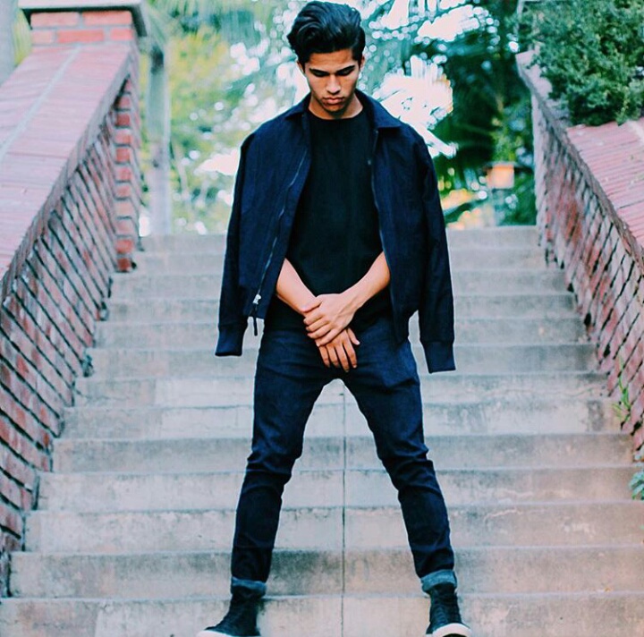 Gentleman - HD Wallpaper 