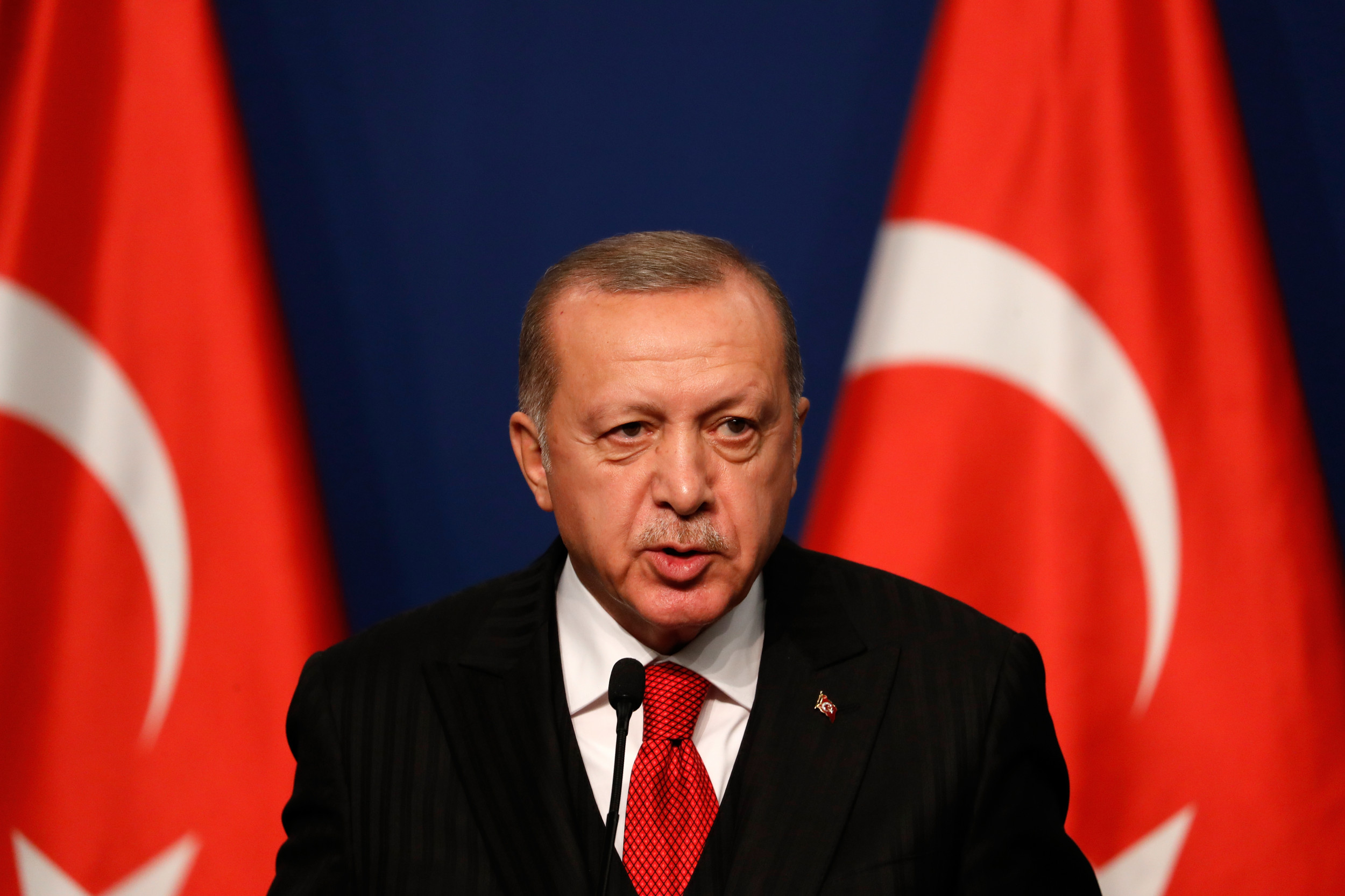 Turkish President Recep Tayyip Erdogan - Erdoğan Turkey - HD Wallpaper 