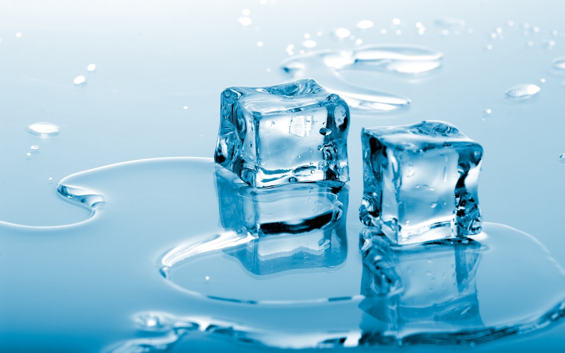 Jordan Carver Melting Ice Cubes Best Hot 421537 Wallpaper - Ice Turning Into Water - HD Wallpaper 