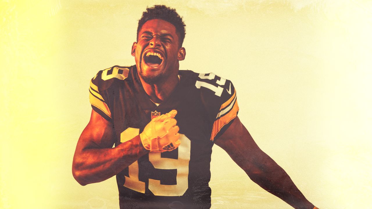 Juju Smith-schuster Wears The Latest Throwback Jersey - Juju Smith Schuster Throwback Jersey - HD Wallpaper 