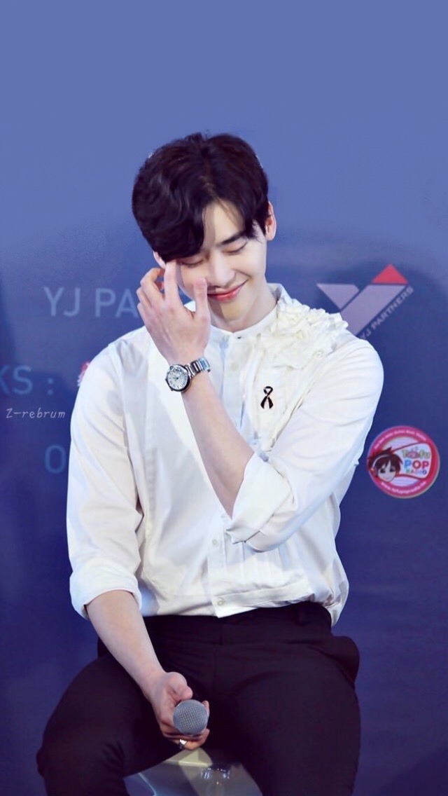 Asian, Korean Actor, And Boyfriend Material Image - Suk Lockscreen Lee Jong Suk - HD Wallpaper 