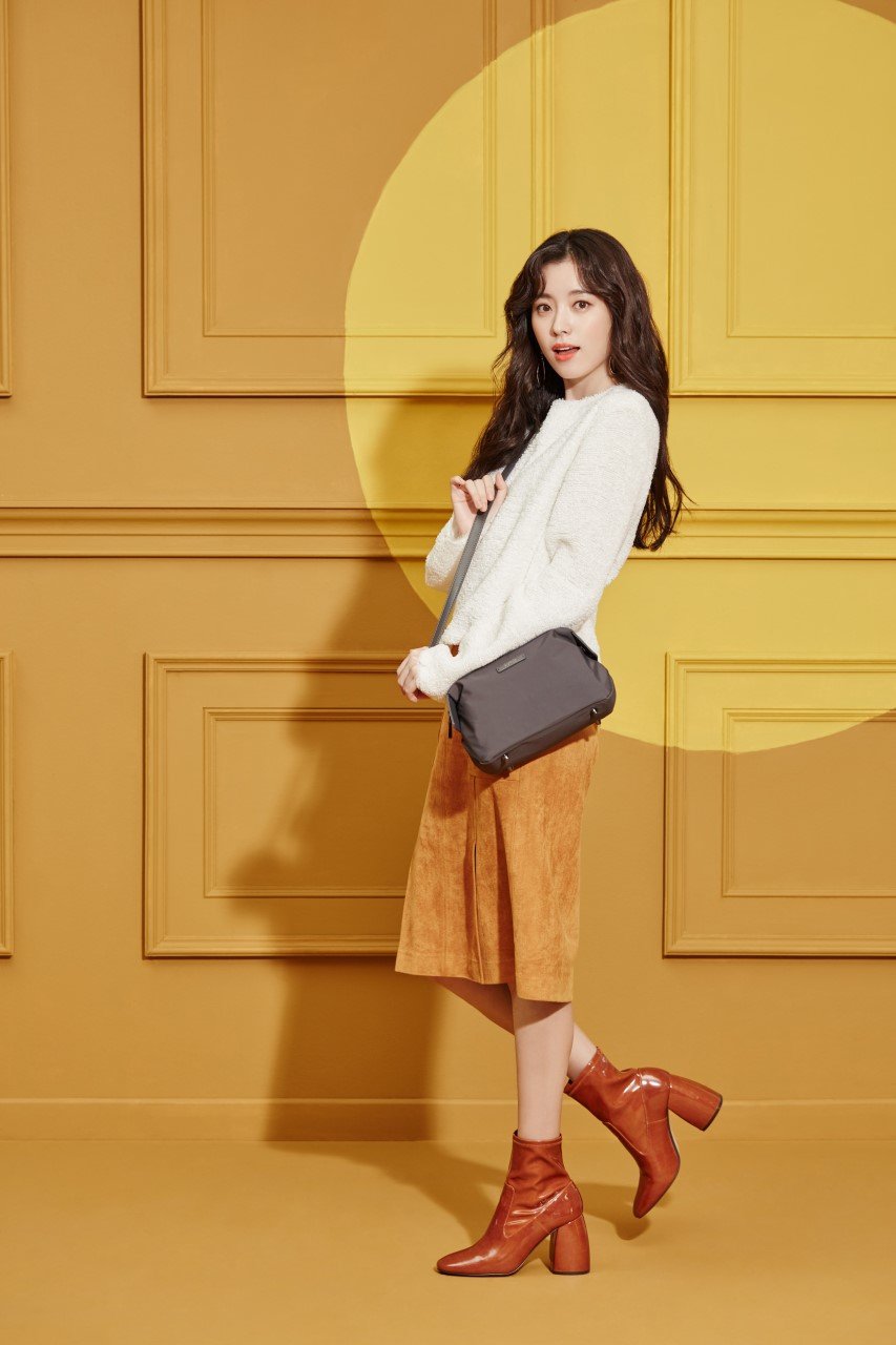 Han Hyo Joo White Socks - HD Wallpaper 