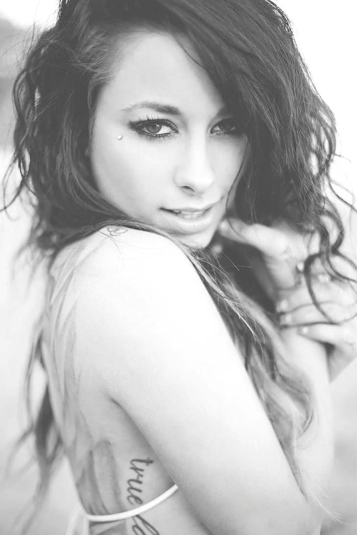 Riley Jensen, Ericca Mucci, Tattoo, Piercing, Women, - Riley Jensen - HD Wallpaper 