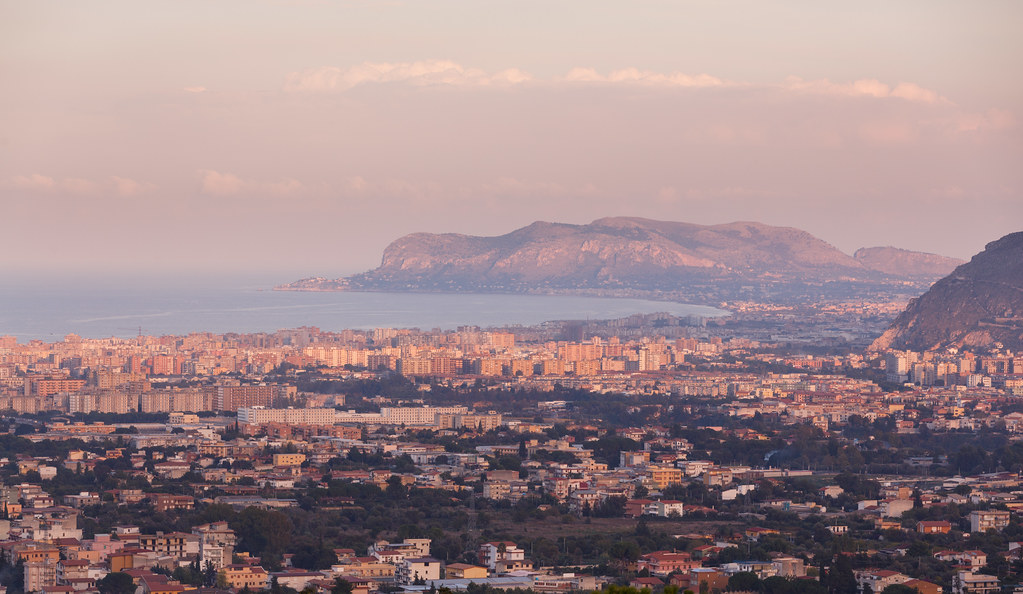 Cityscape - HD Wallpaper 