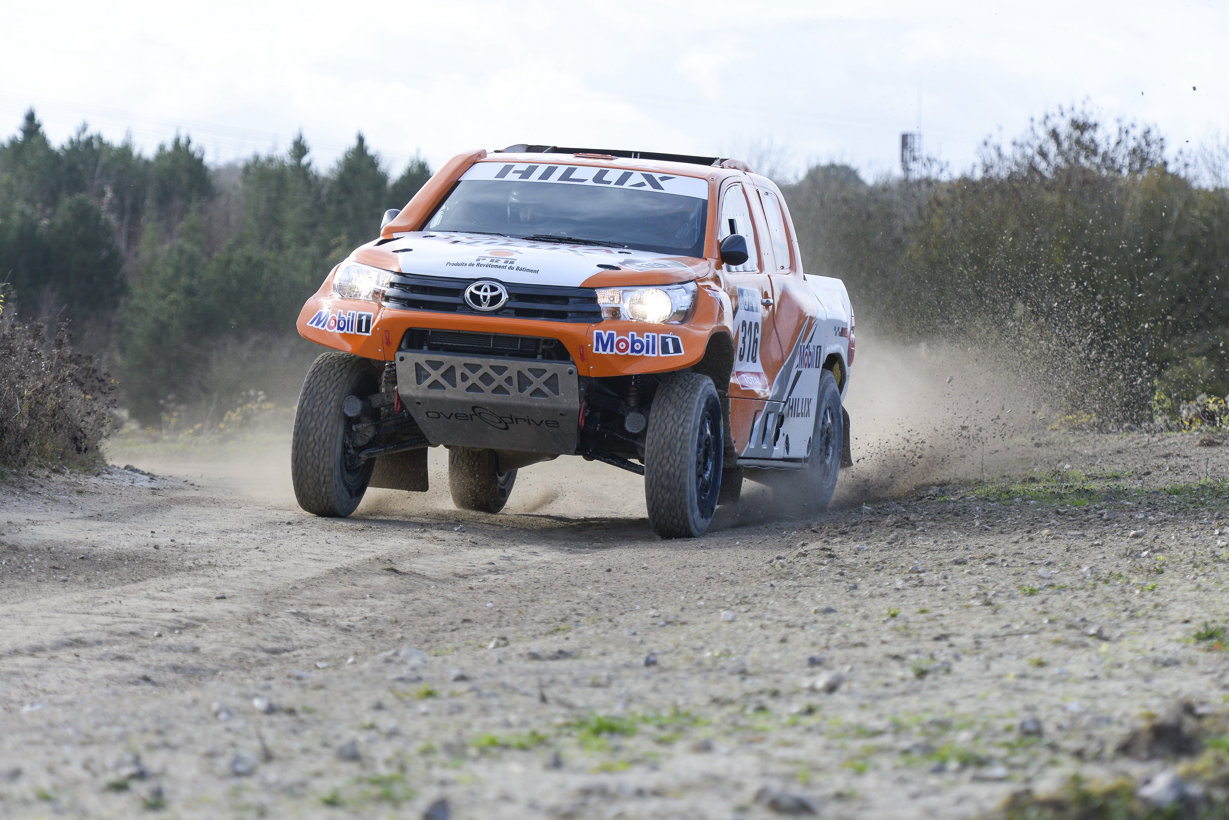 Volkswagen Amarok - HD Wallpaper 