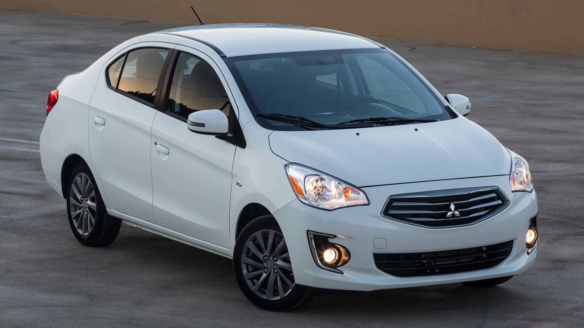 Mitsubishi Mirage G4 Sport - HD Wallpaper 