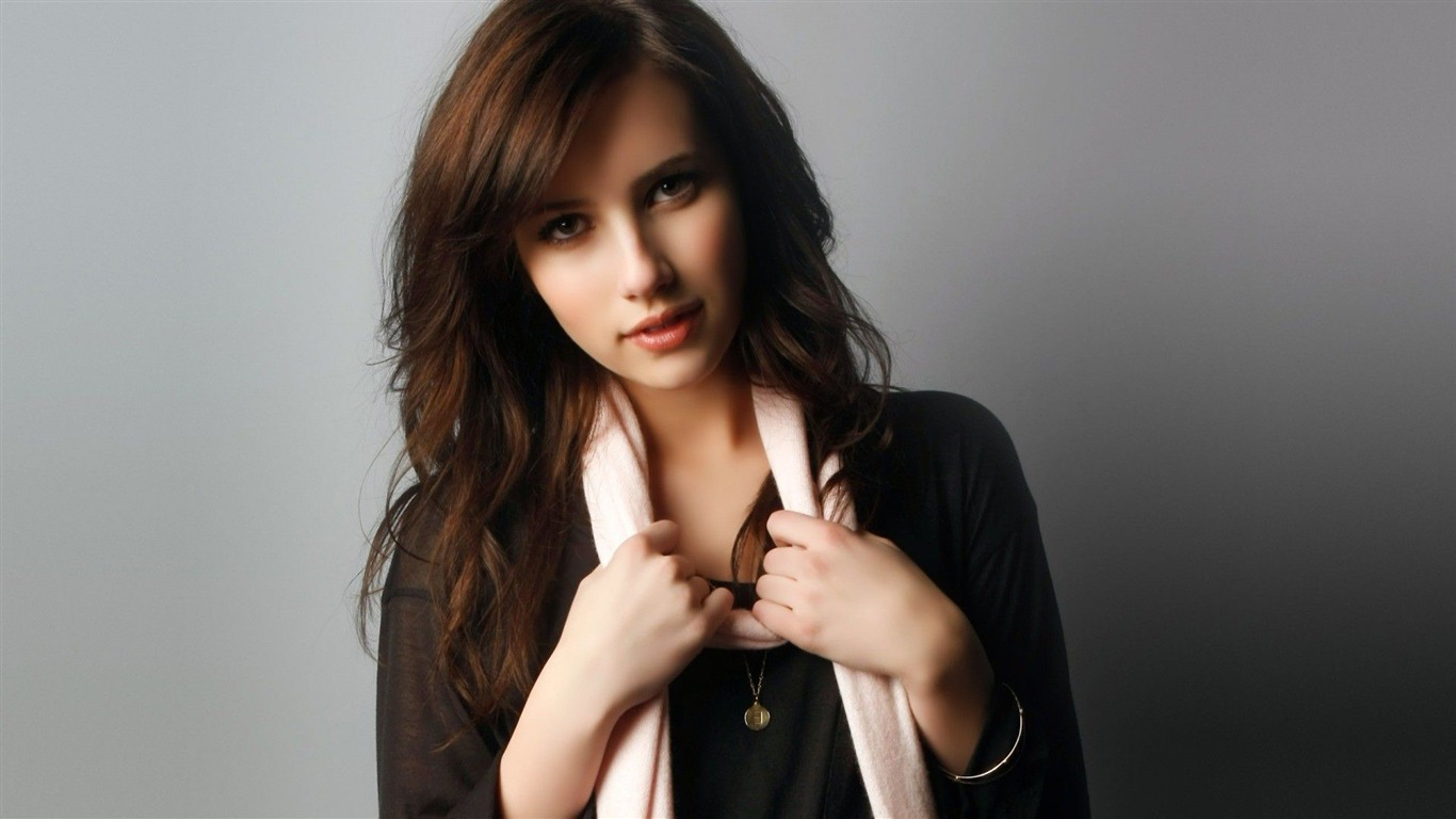 Emma Roberts Actress-high Quality Hd Wallpaper2016 - Emma Roberts - HD Wallpaper 