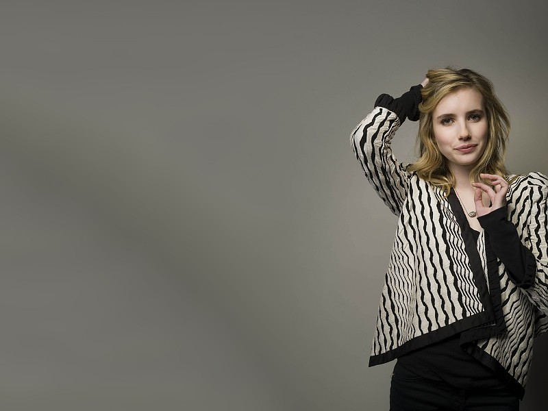 Emma Roberts Hd Wallpaper - Emma Roberts Para Fondo De Pantalla - HD Wallpaper 