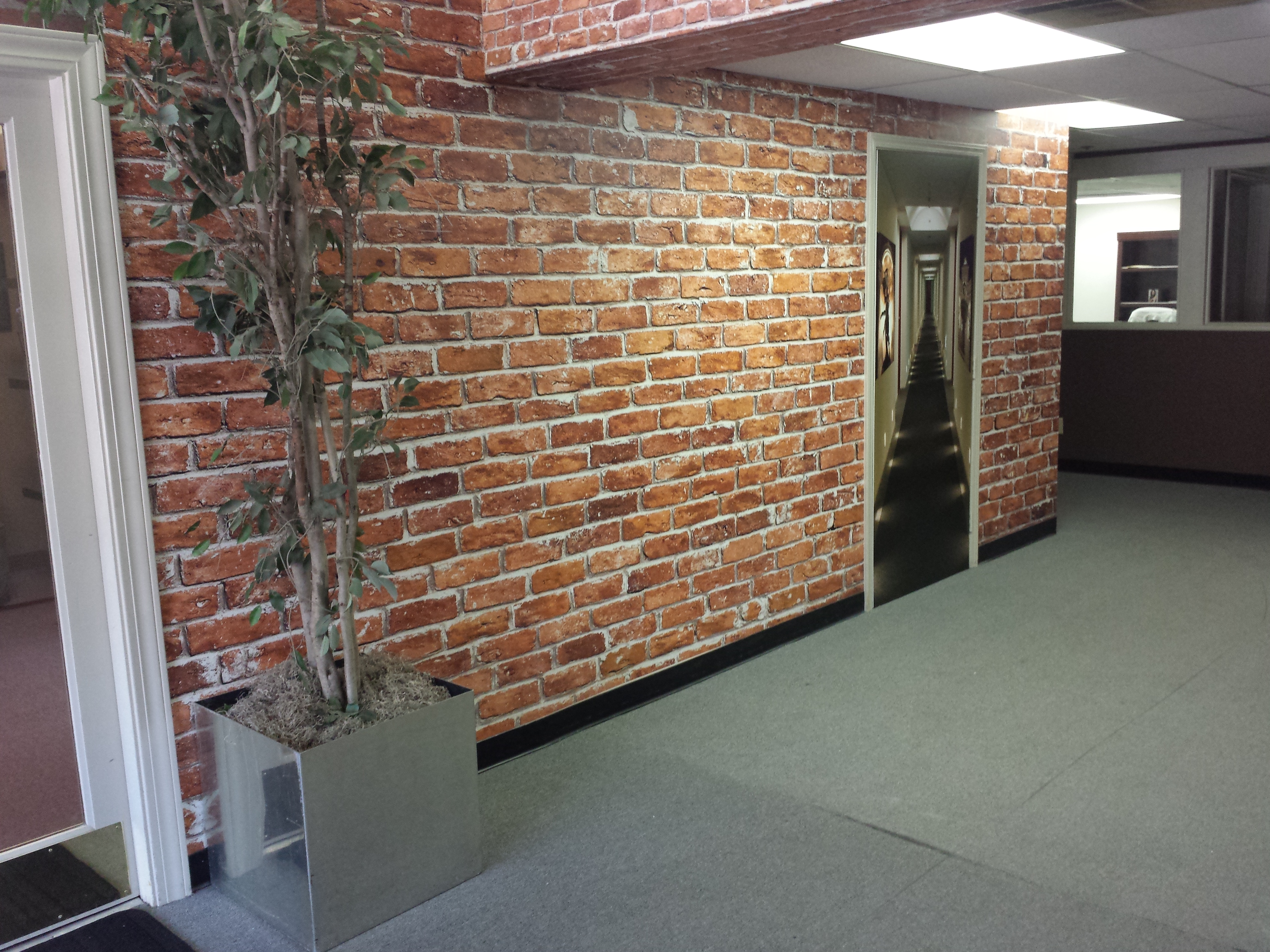 Old Brick Wall Bathroom - HD Wallpaper 