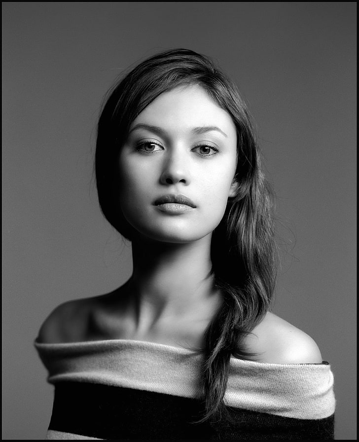 Women Olga Kurylenko High Heels People Hot Girls Hd - Olga Kurylenko - HD Wallpaper 