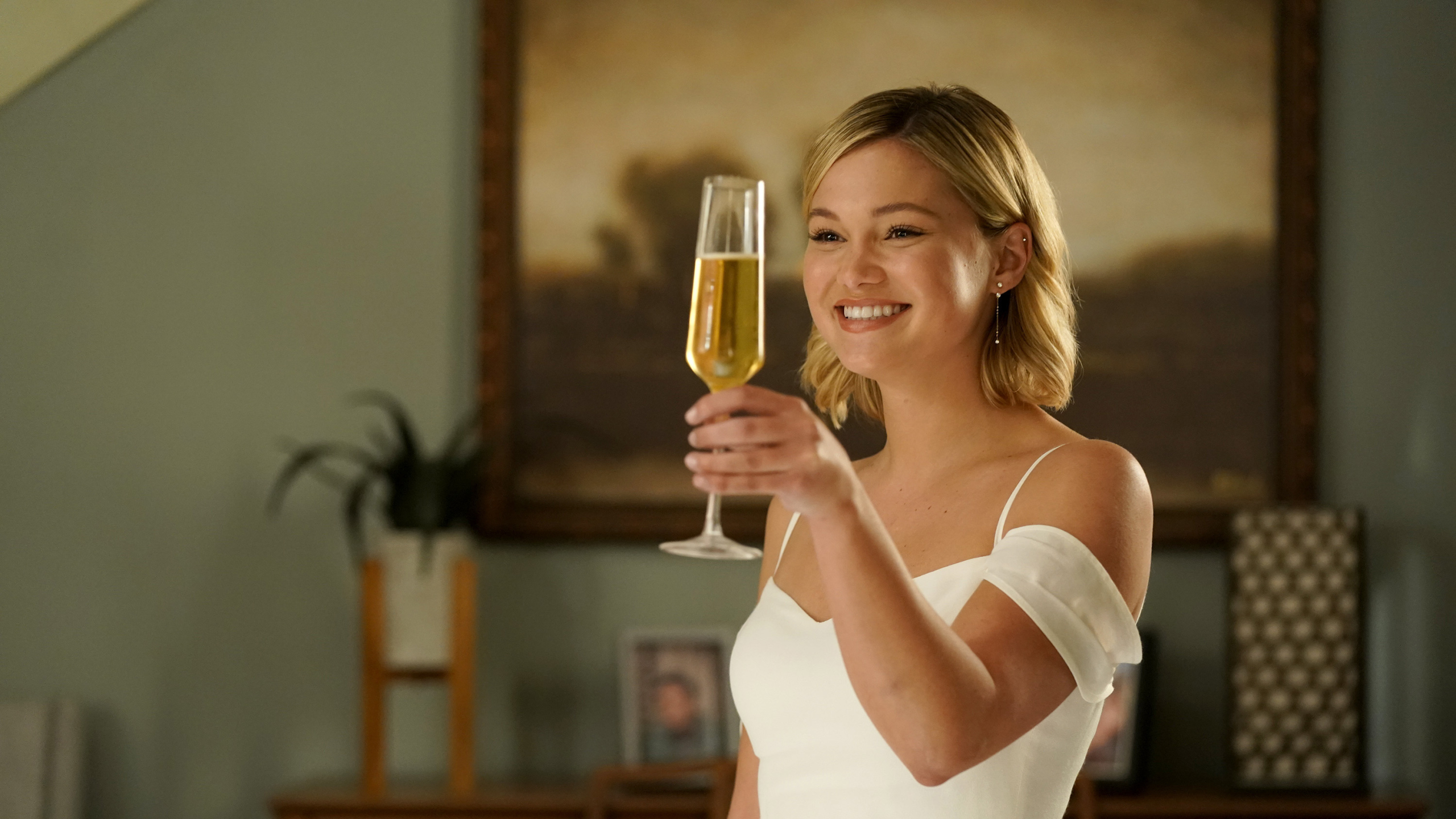 Olivia Holt Cloak And Dagger - HD Wallpaper 