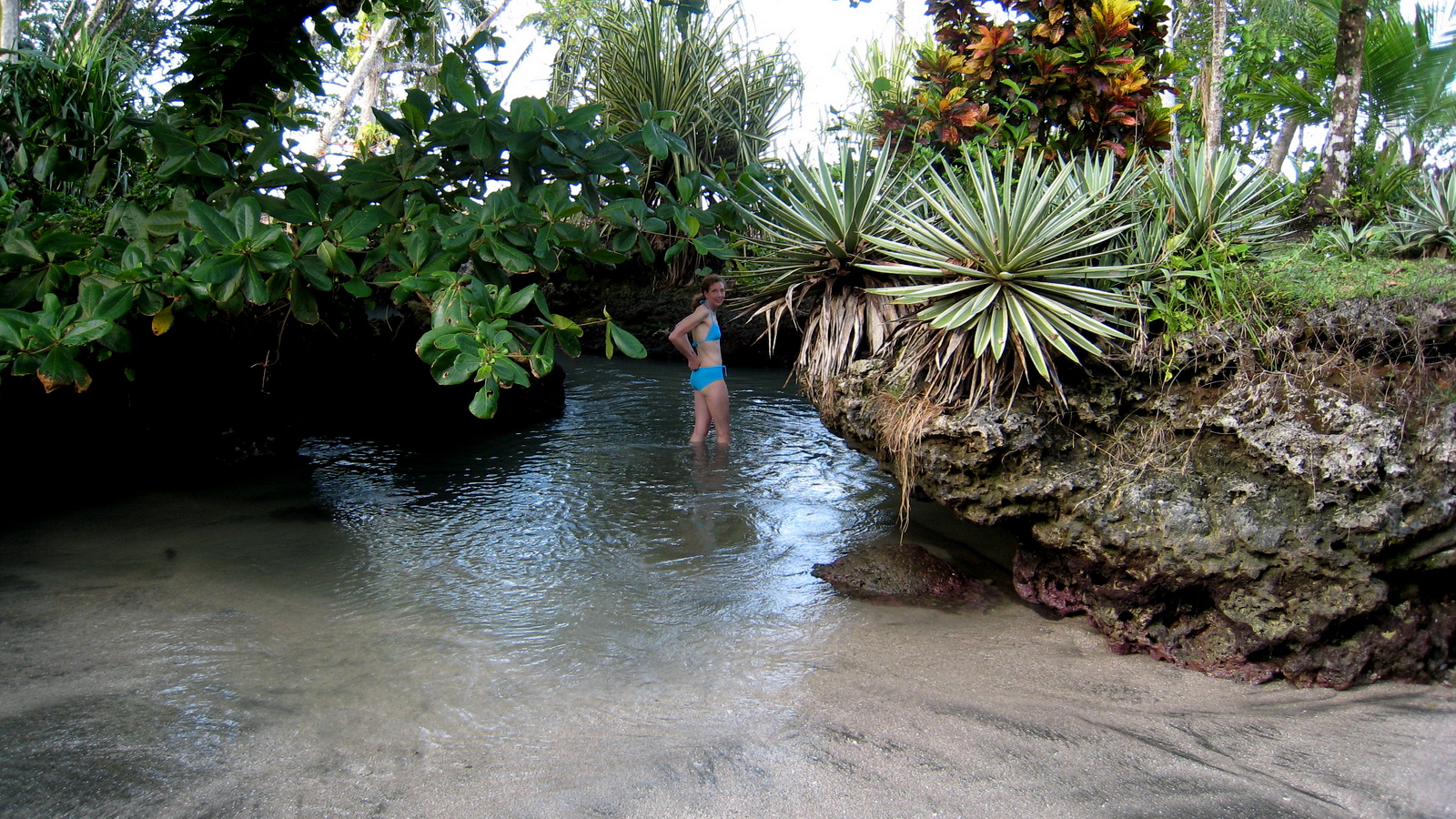 Piscina Natural Cahuita Costa Rica - HD Wallpaper 