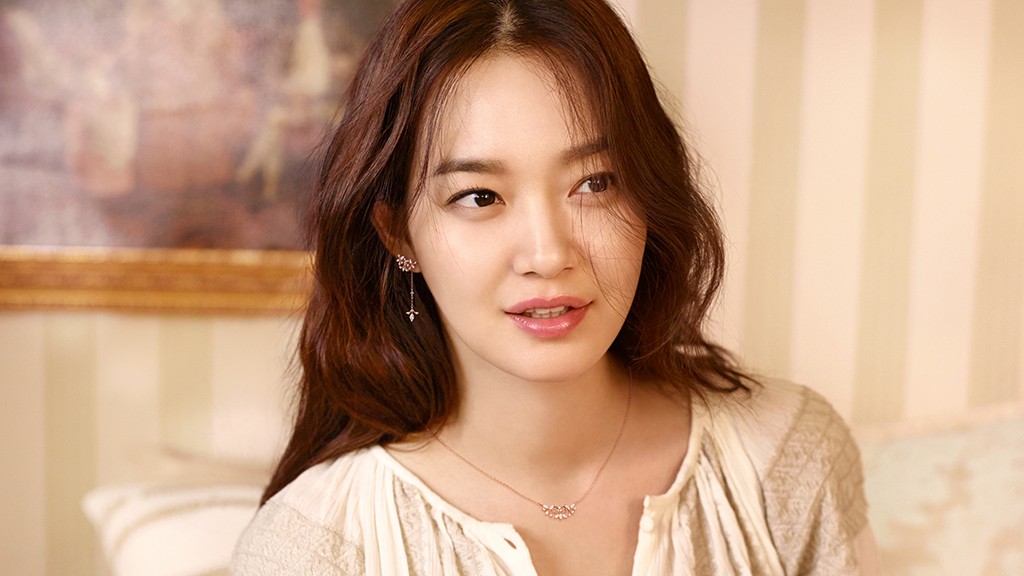 Artis Kpop Yang Cantik - Shin Min Ah Age - HD Wallpaper 