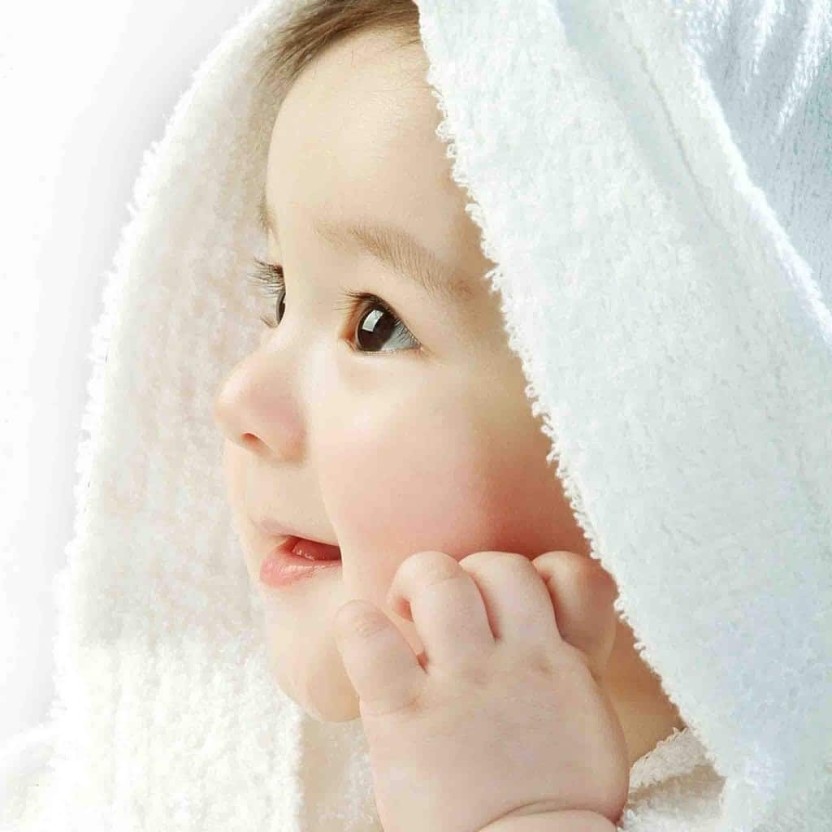 Cute Baby In Cute Pose - HD Wallpaper 