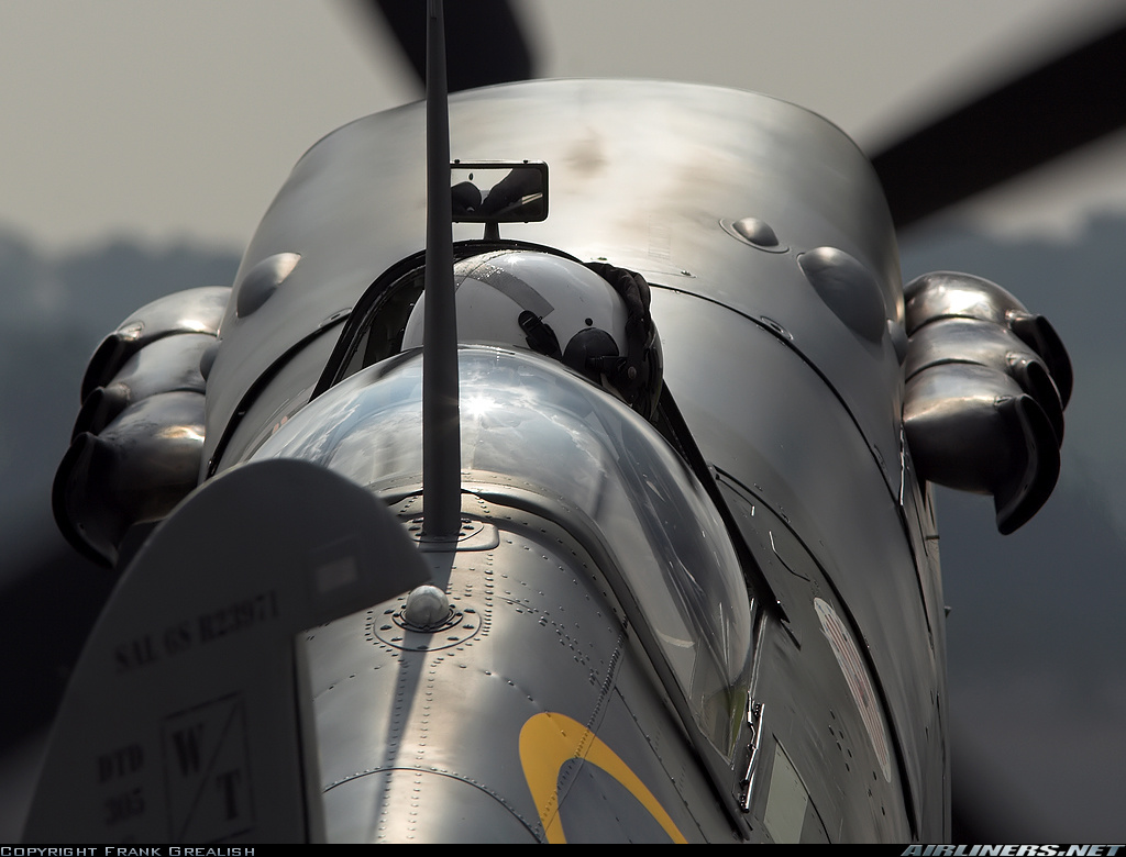 Supermarine Spitfire - HD Wallpaper 