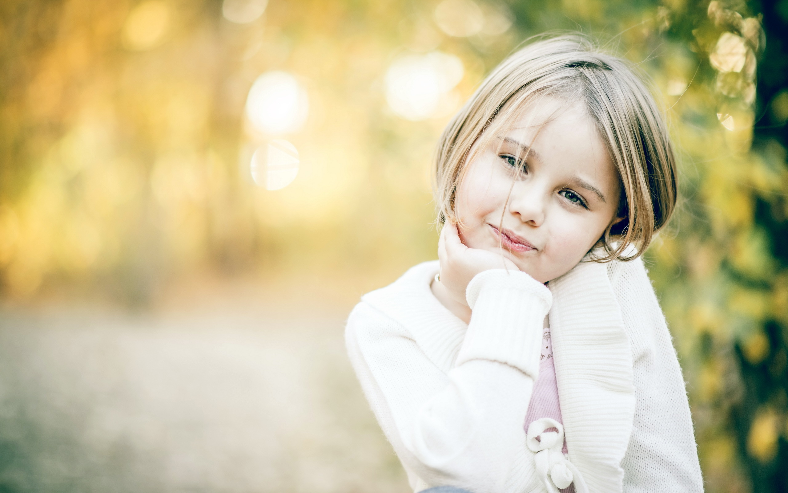 Blonde Little Wallpaper Girl - HD Wallpaper 