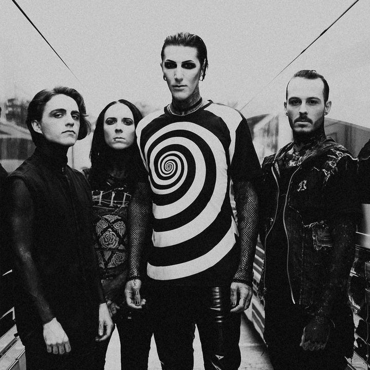 Motionless In White 2018 - HD Wallpaper 