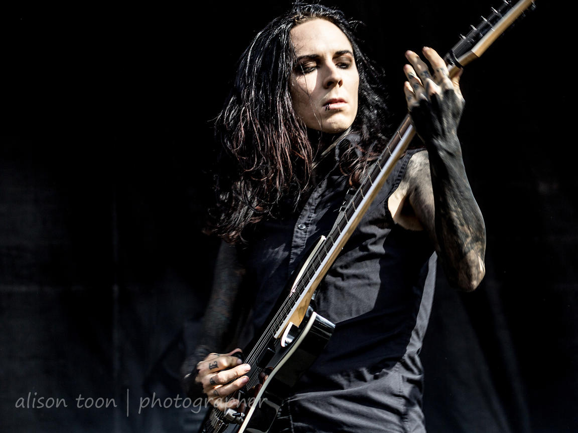 Ricky Horror - Motionless In White Lead Guitarist - HD Wallpaper 