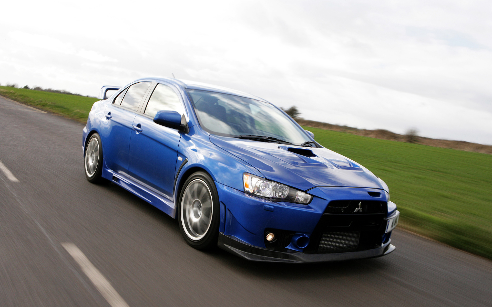 Mitsubishi Lancer Evolution X Fq 440 - HD Wallpaper 