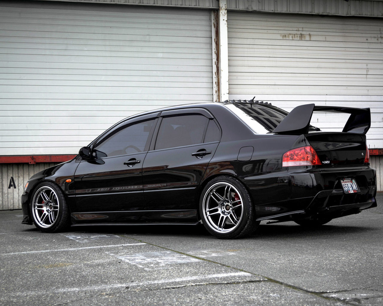 Evo 7 - HD Wallpaper 