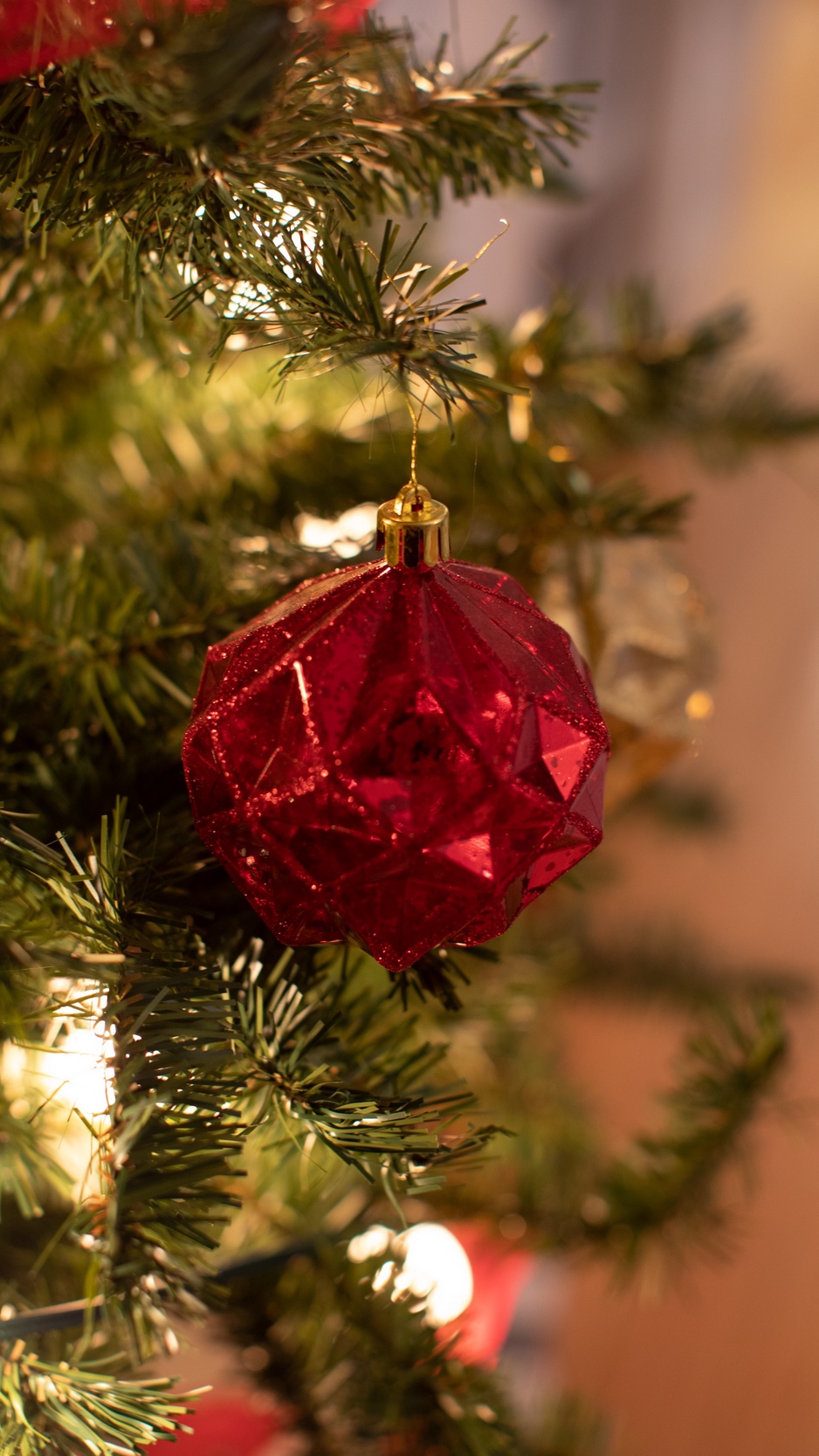 Wallpaper Christmas Toy, Decoration, Glitter, Branch, - Christmas Background - HD Wallpaper 