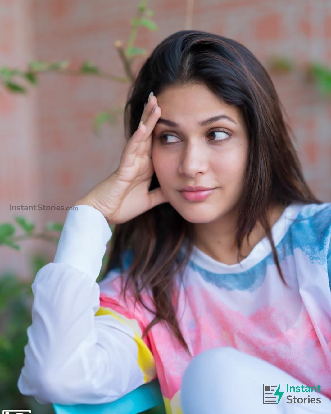 Lavanya Tripathi Latest Hot Hd Photos/wallpapers (9893) - Mobile Wallpaper Lavanya Tripathi - HD Wallpaper 