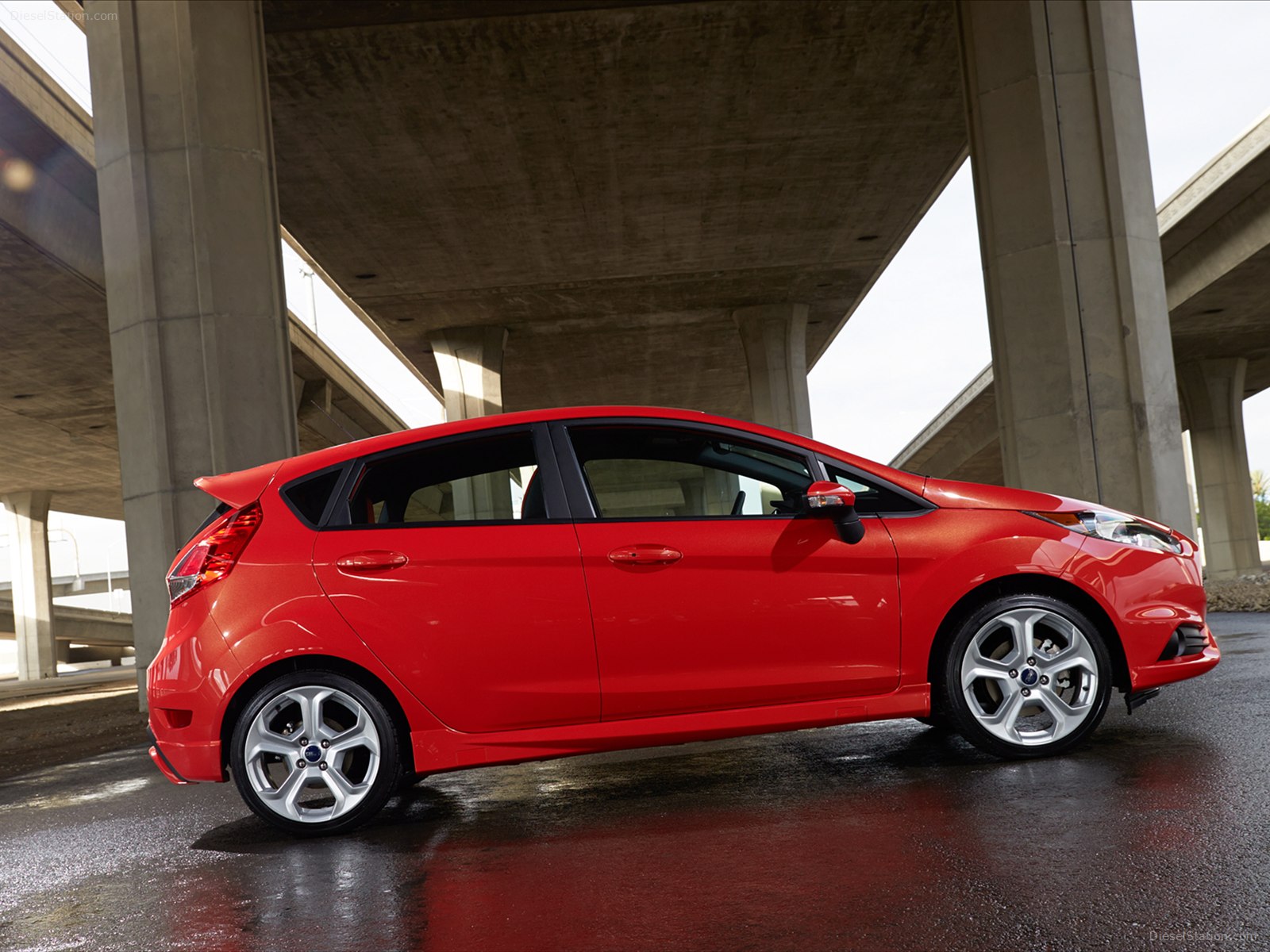 Ford Fiesta St - Hot Hatch - HD Wallpaper 
