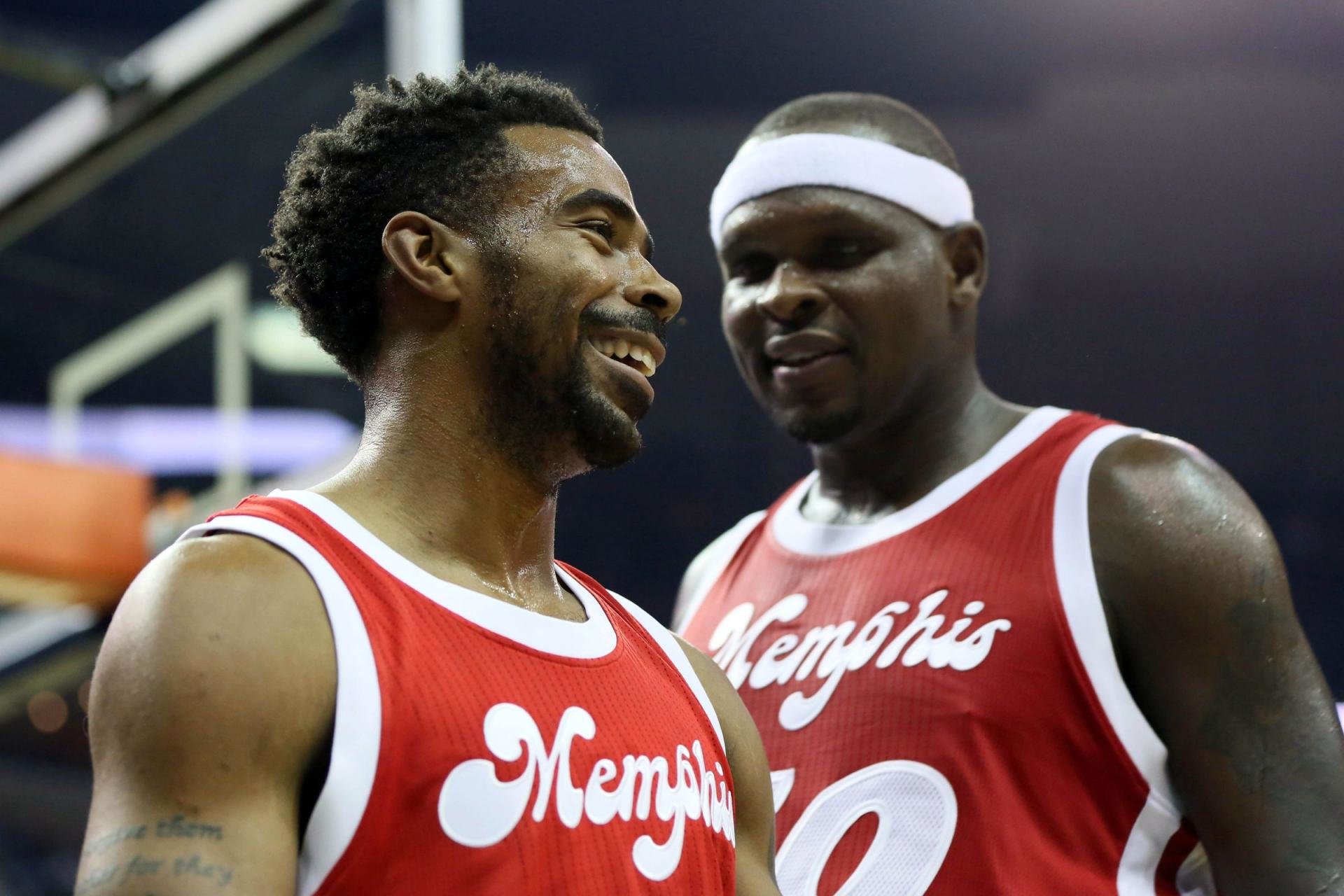 High Resolution Memphis Grizzlies Hd Background Id - Mike Conley Zach Randolph - HD Wallpaper 