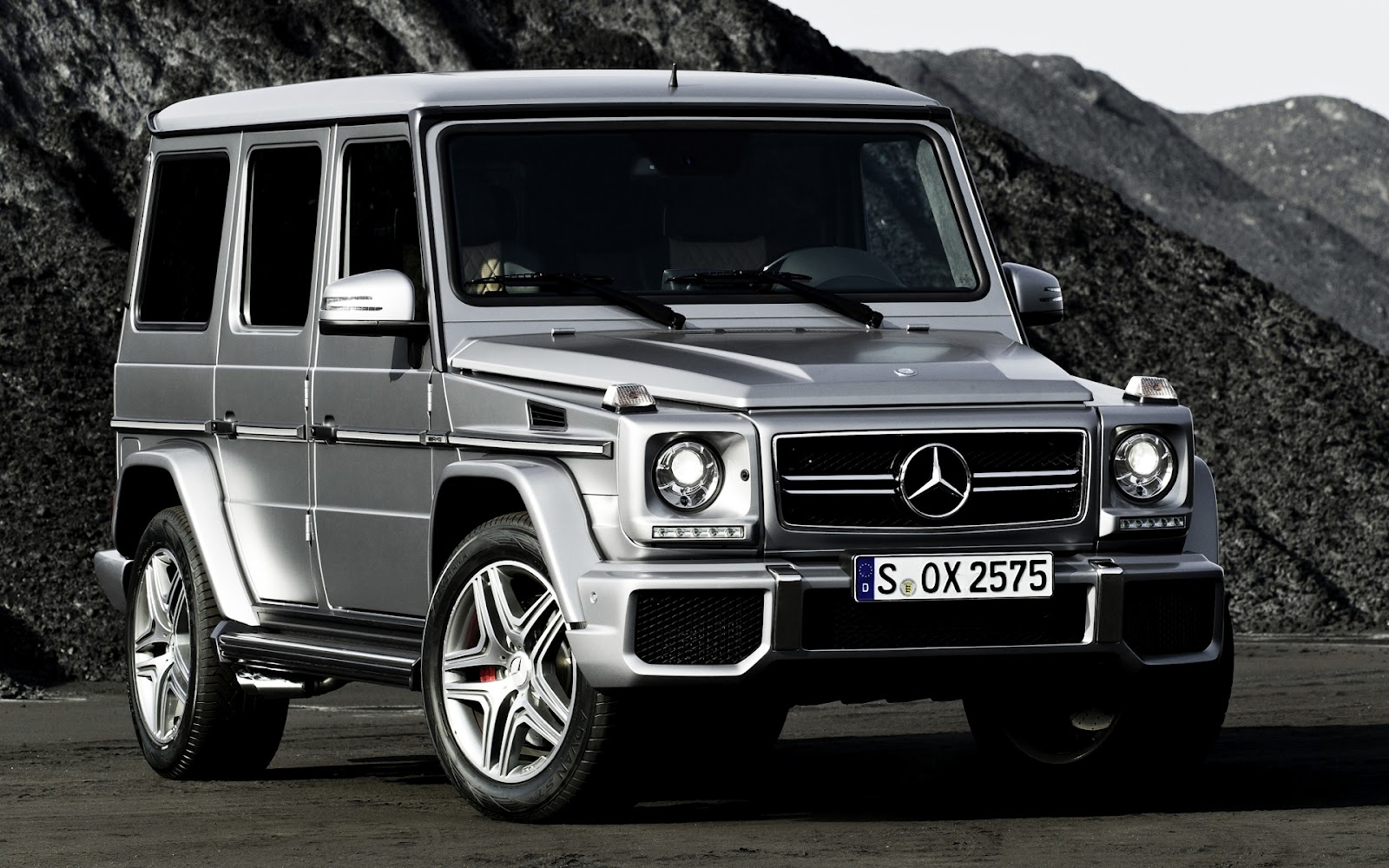 2017 Mercedes Benz G63 Amg Wallpapers - Carro Mercedes Benz Jeep - HD Wallpaper 