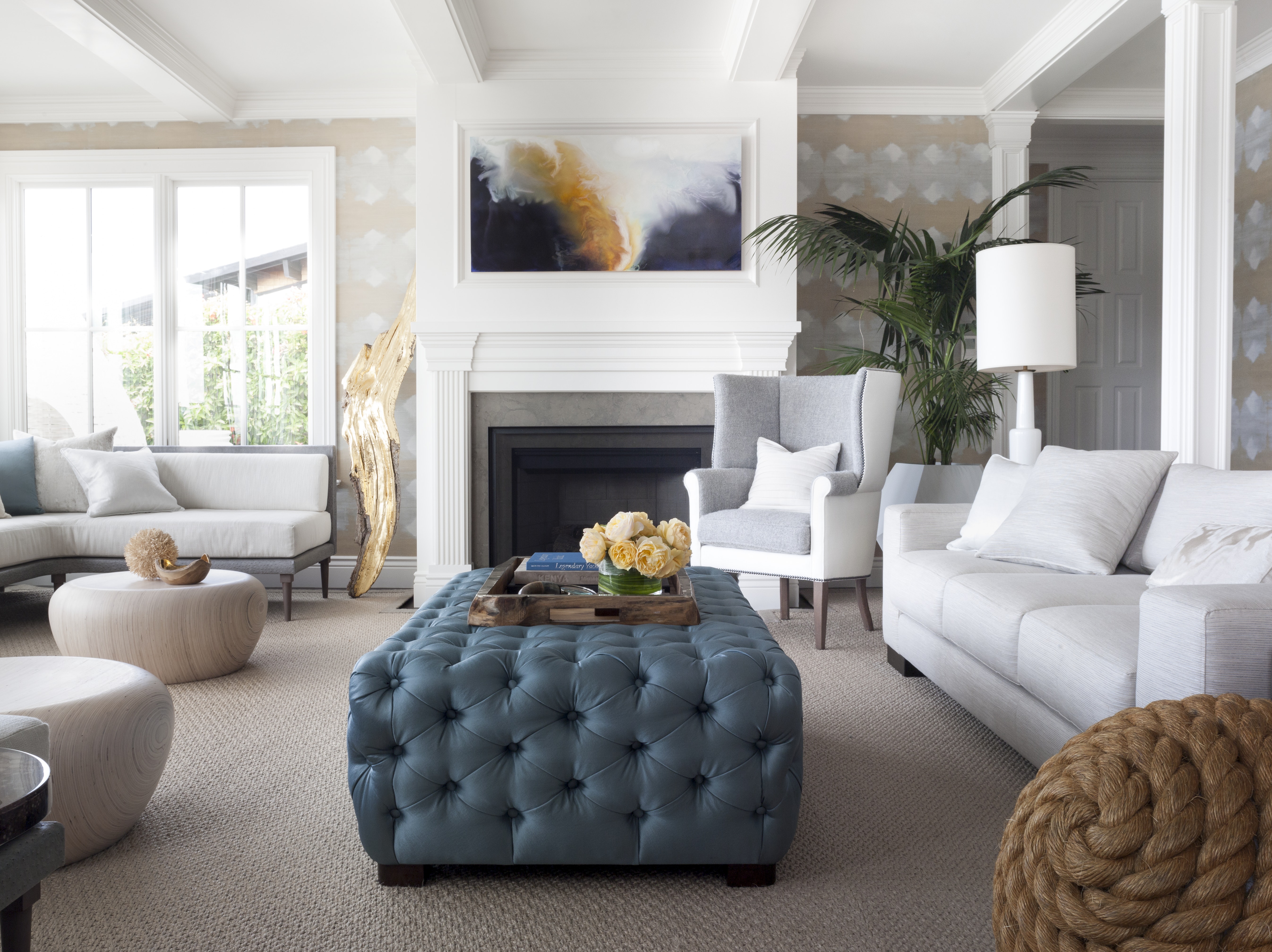 Tufted Ottoman As Coffee Table - HD Wallpaper 