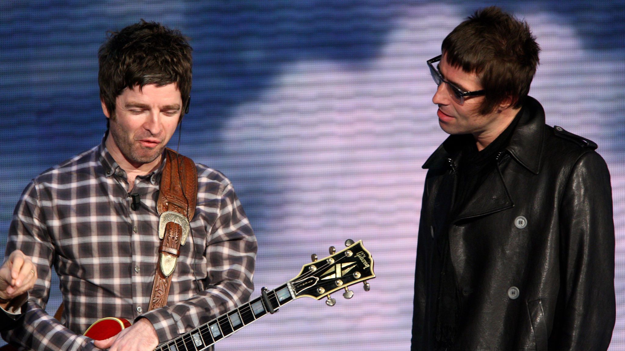 Noel And Liam Gallagher - Liam And Noel Gallagher Recent - HD Wallpaper 