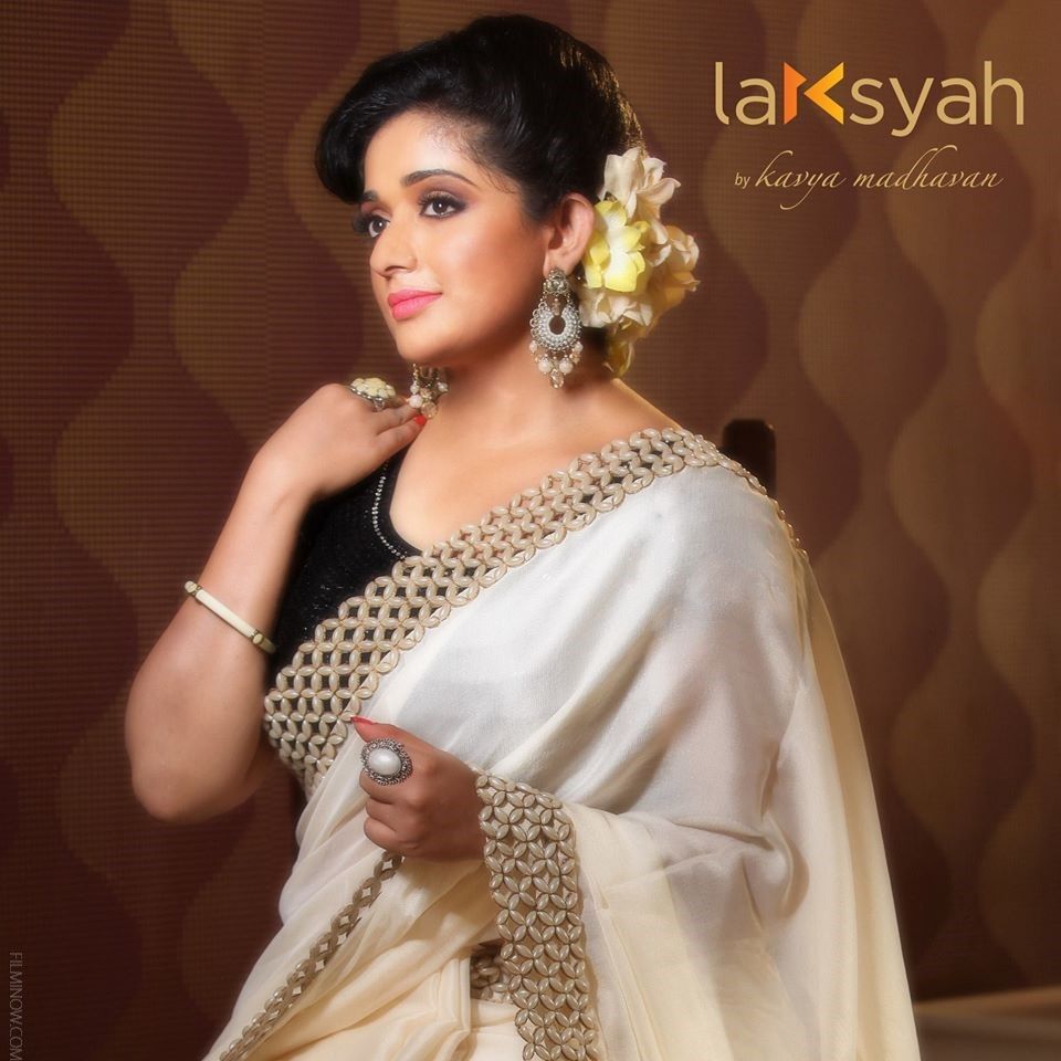 Kavya Madhavan Lakshyaa Hot - HD Wallpaper 