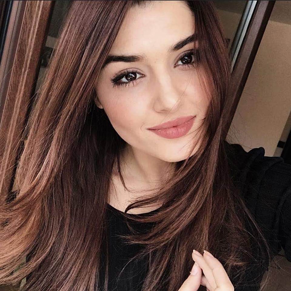 Top 10 Beautiful Women - Hande Ercel Hair Color - HD Wallpaper 