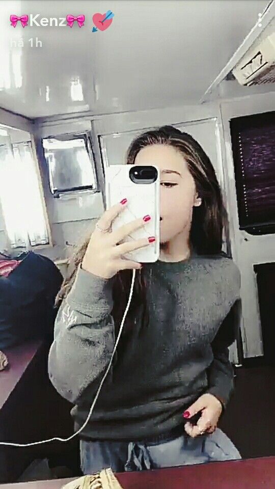 Maddie Ziegler Iphone - HD Wallpaper 