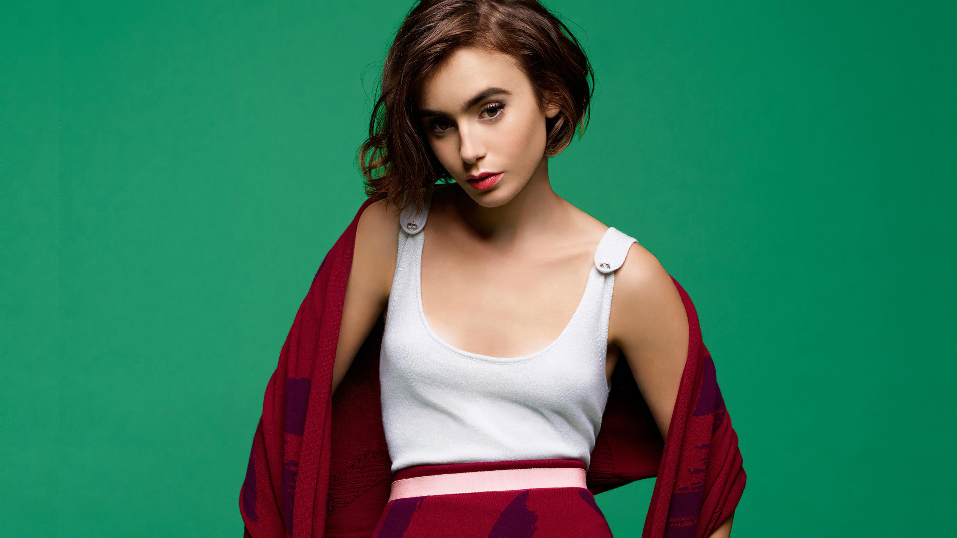 Lily Collins Wallpapers Hd - HD Wallpaper 